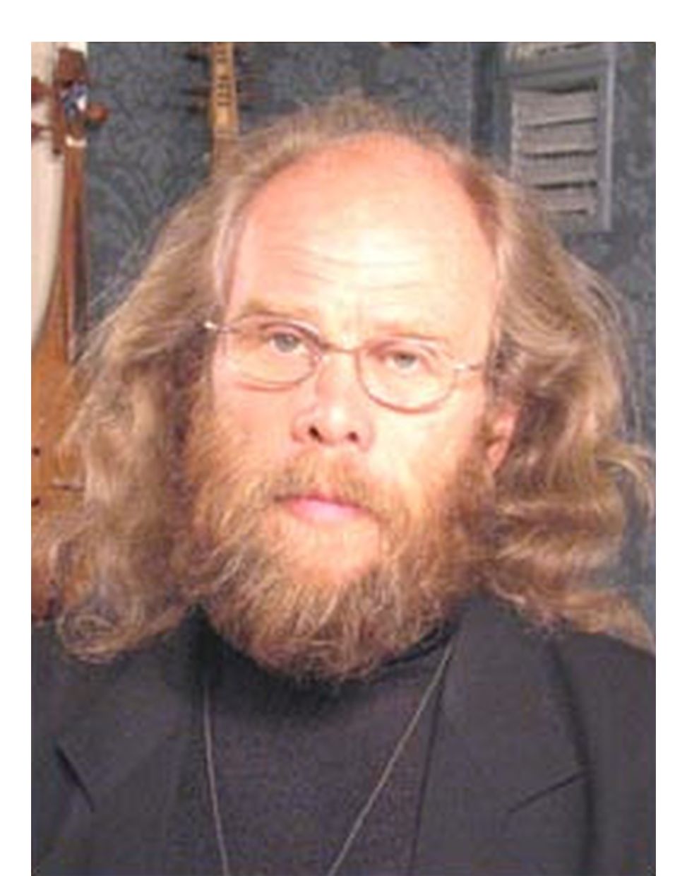 Андрес Мустонен